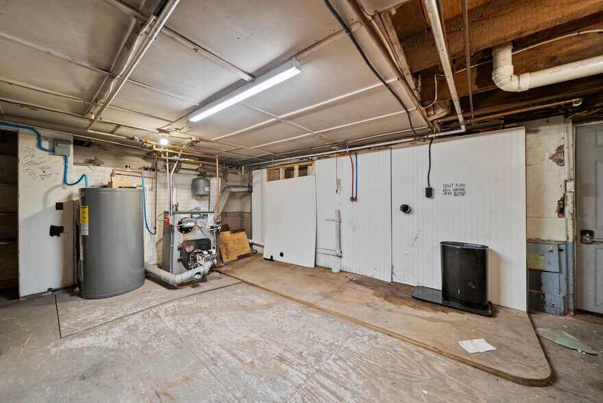 More Photos Of 210 Main St, Somersworth Apartments For Sale