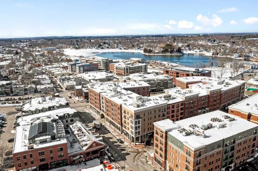 More Photos Of 172 Hanover St, Portsmouth Restaurant For Sale