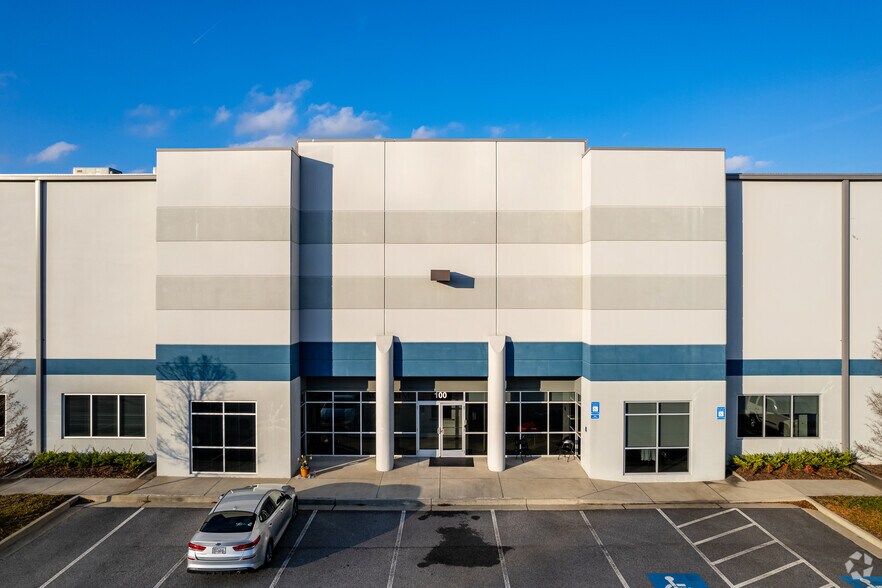 More Photos Of 1500 Cherokee Pky, Acworth Warehouse For Lease