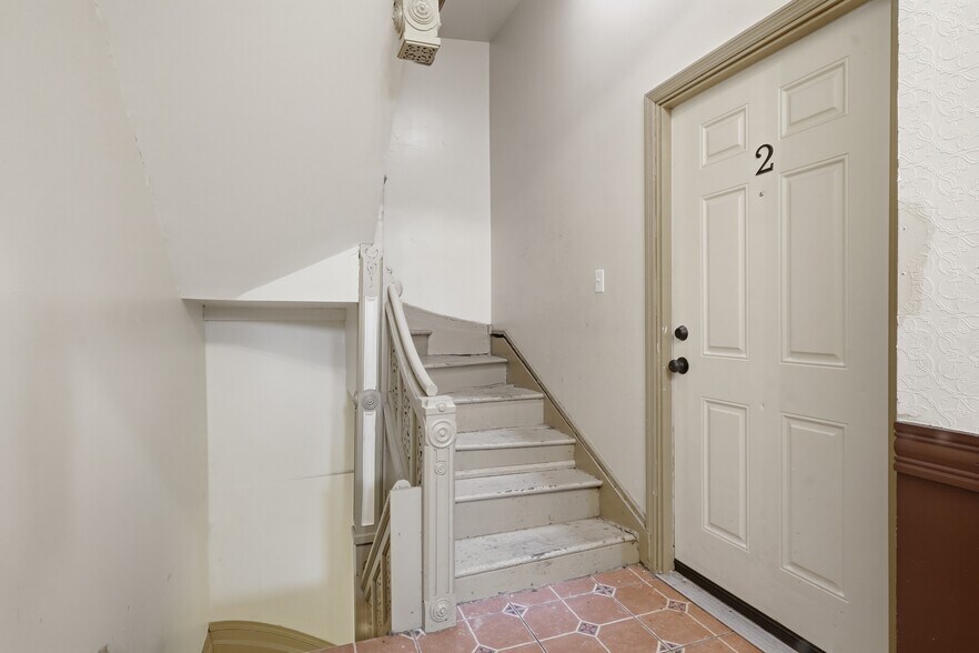 More Photos Of 10 Eastman Ter, Poughkeepsie Apartments For Sale