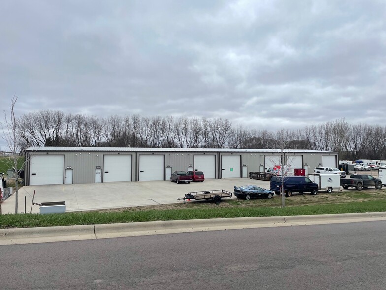 Primary Photo Of 5510 7th Avenue, Sioux Falls Industrial For Lease