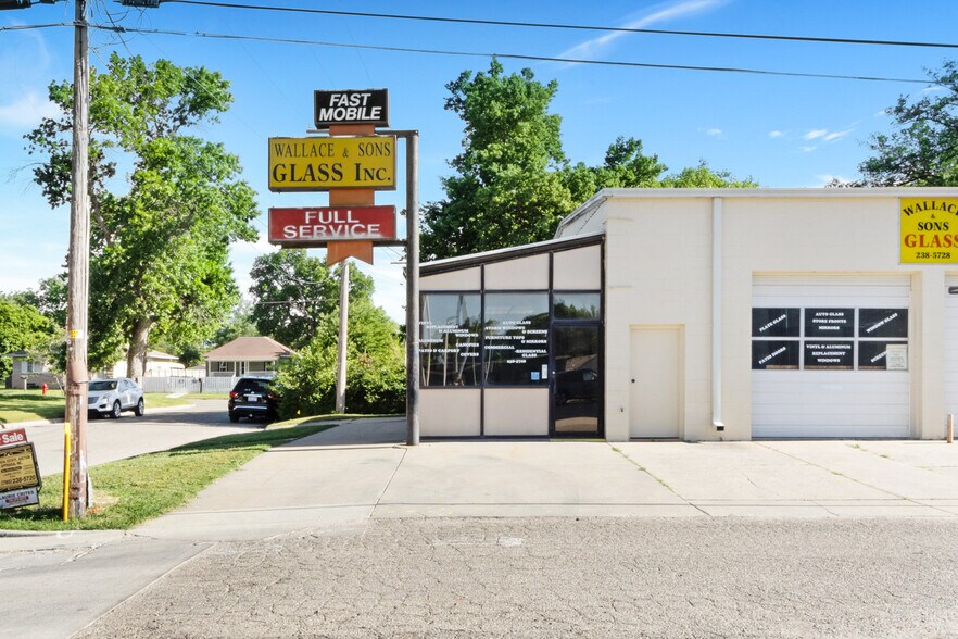More Photos Of 625 N Calhoun St, Junction City Industrial For Sale