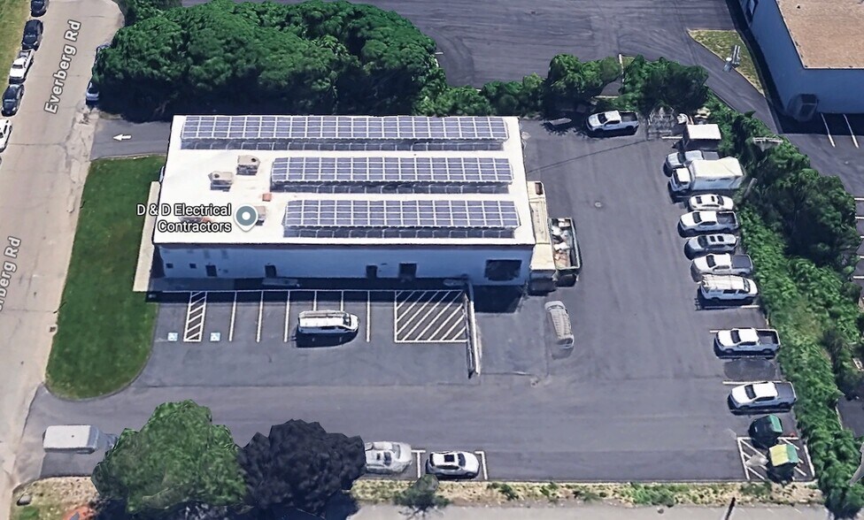 More Photos Of 10 Everberg Rd, Woburn Flex For Lease