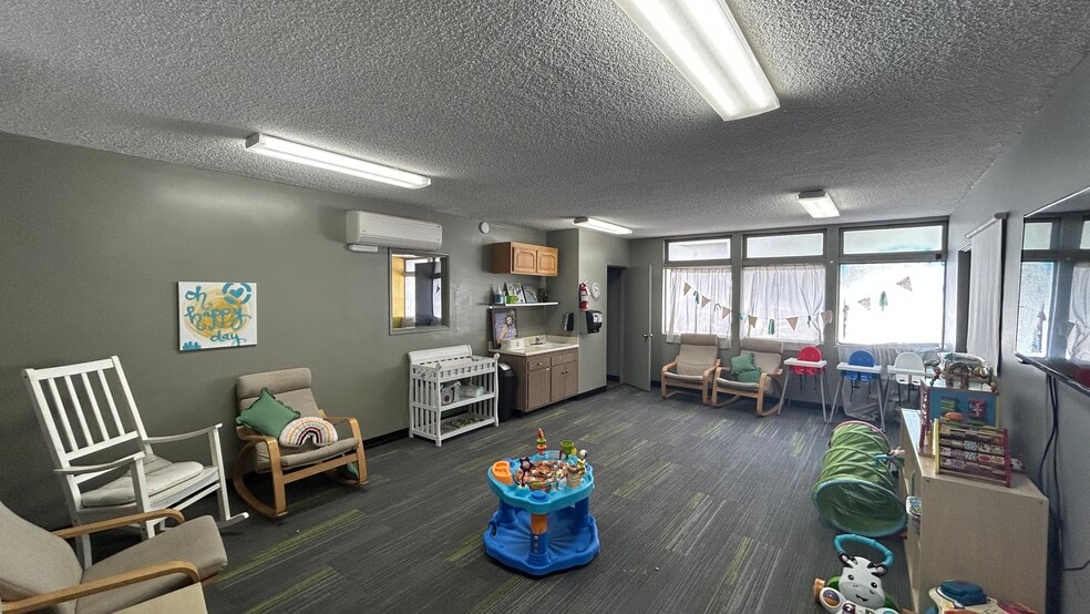 More Photos Of 701 W Broadway, Anaheim Religious Facility For Sale