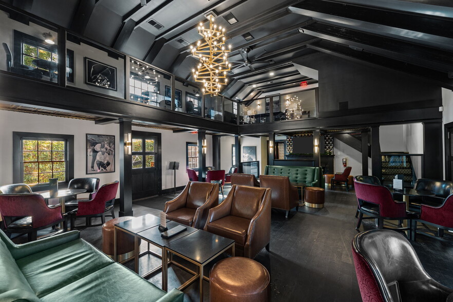 More Photos Of 38 Chinquapin Rd, Pinehurst Restaurant For Sale