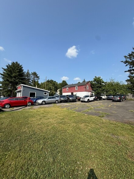 More Photos Of 689 Pascack Rd, Washington Township Bergen Auto Repair For Sale