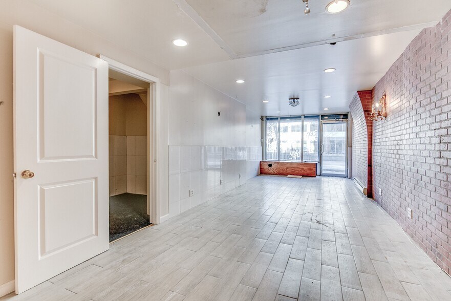 More Photos Of 301 E Houston St, New York Apartments For Sale