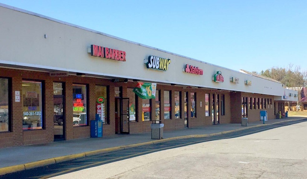 More Photos Of 411 Chatham Heights Rd, Fredericksburg Storefront For Lease