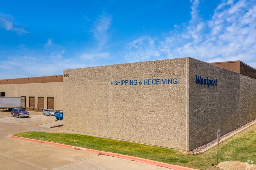More Photos Of 2170-2180 French Settlement Rd, Dallas Distribution For Lease