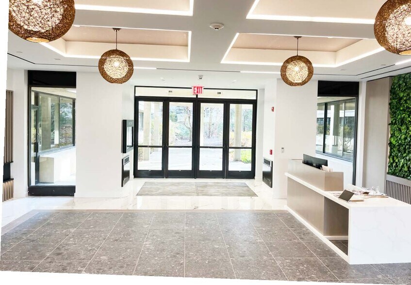 More Photos Of 777 W Putnam Ave, Greenwich Office For Lease