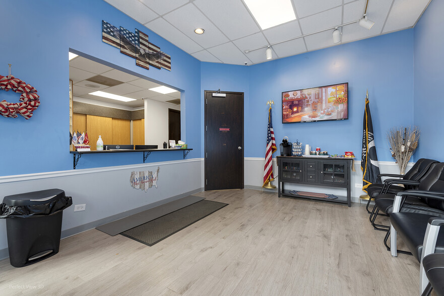 More Photos Of 720 Lake St, Oak Park Medical For Sale