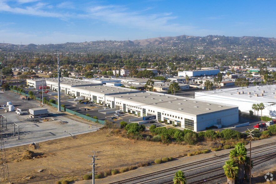 More Photos Of 16253-16293 Gale Ave, City of Industry Warehouse For Lease