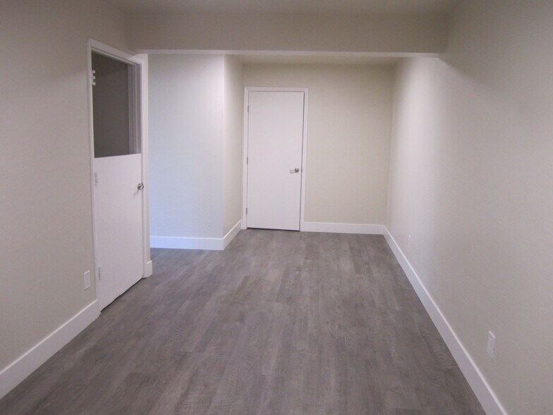 More Photos Of 1035 Park Ave, San Jose Storefront Retail Office For Lease