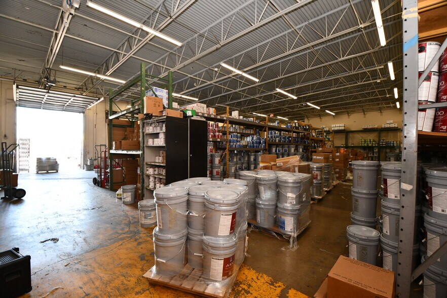 More Photos Of 7118 Harrisburg Blvd, Houston Medical For Sale