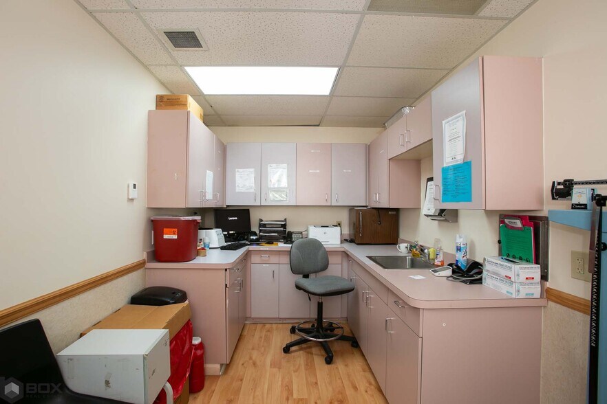 More Photos Of 7421 N University Dr, Tamarac Medical For Sale