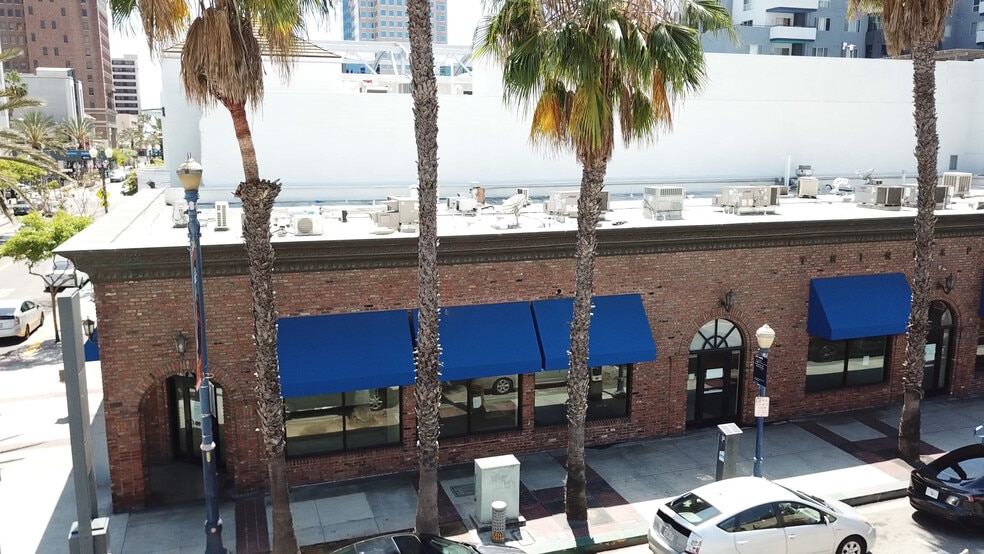 More Photos Of 108 W 3rd St, Long Beach Restaurant For Lease
