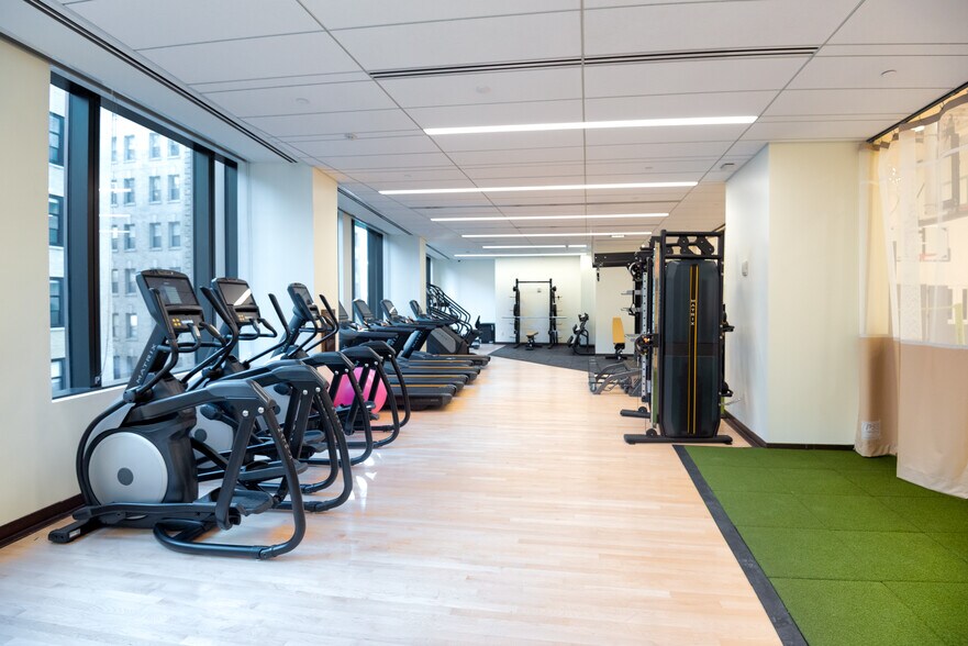 More Photos Of 107 Greenwich St, New York Office For Lease