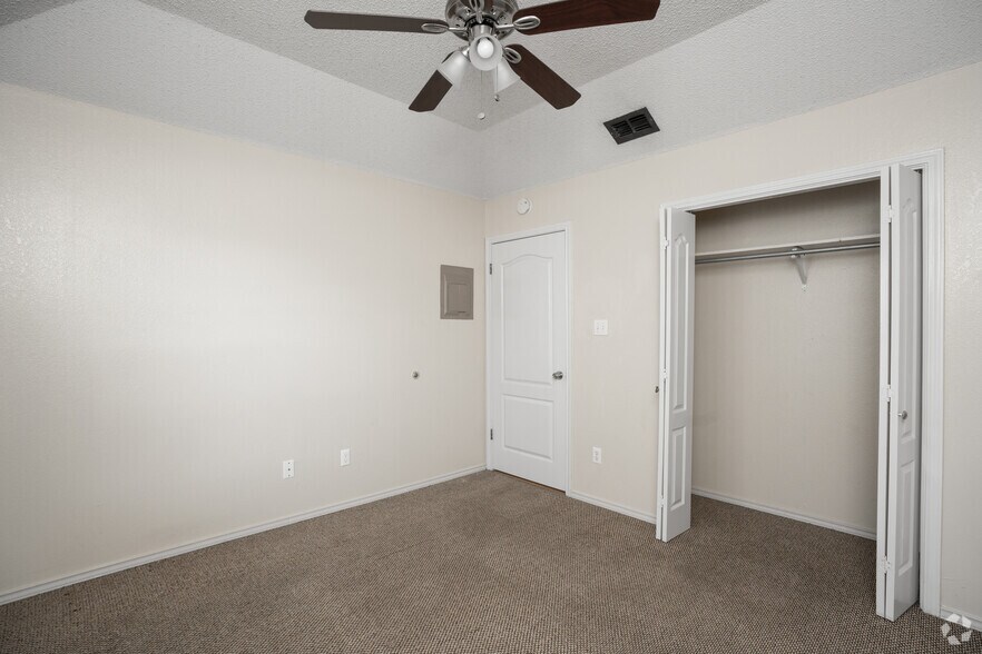 More Photos Of 2501 Hibiscus Ave, McAllen Apartments For Sale