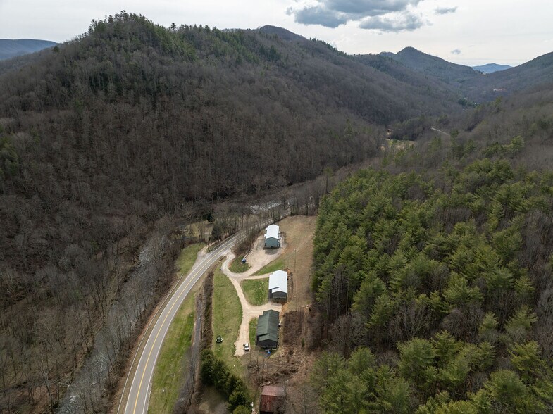 More Photos Of 6672 Roan Creek Rd, Butler Apartments For Sale