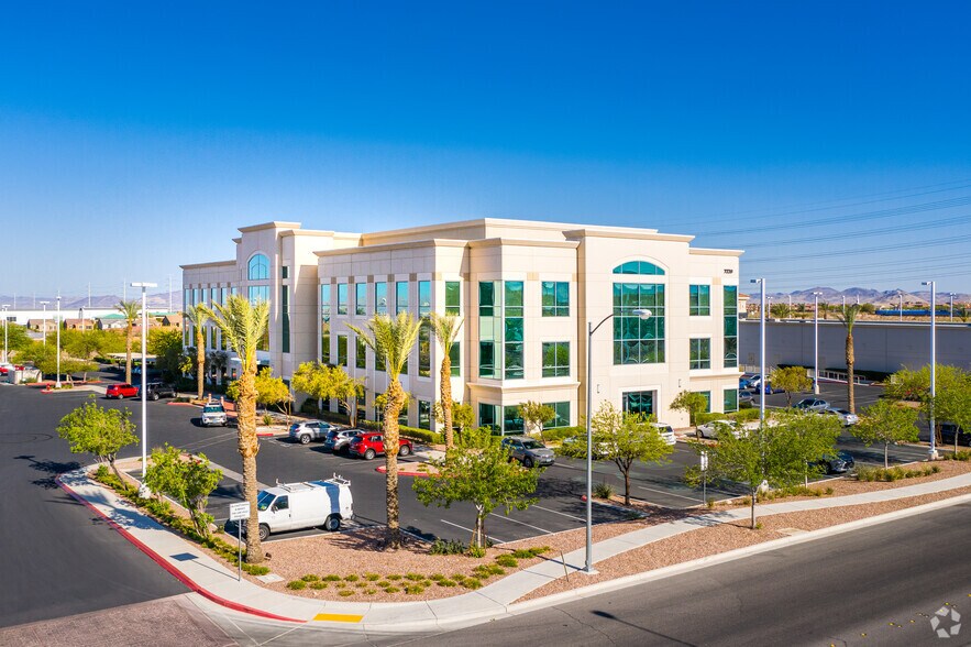 More Photos Of 7220 S Cimarron Rd, Las Vegas Medical For Sale