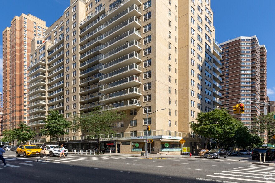 More Photos Of 420 2nd Ave, New York Apartments For Lease