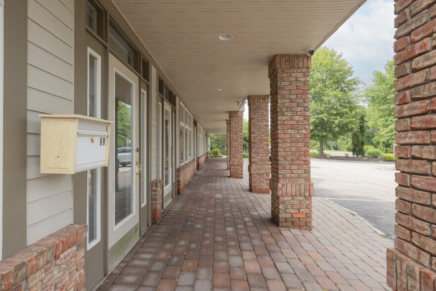 More Photos Of 516 NY-303, Orangeburg Medical For Lease