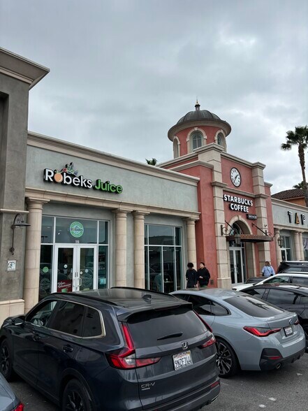 More Photos Of 1001 N San Fernando Blvd, Burbank Unknown For Lease