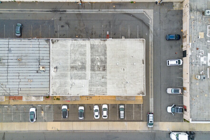 More Photos Of 14932 Dillow St, Westminster Industrial For Sale
