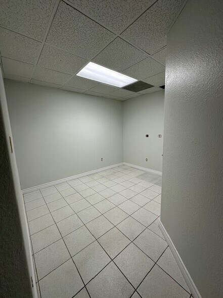 More Photos Of 12582 Garden Grove Blvd, Garden Grove Medical For Lease