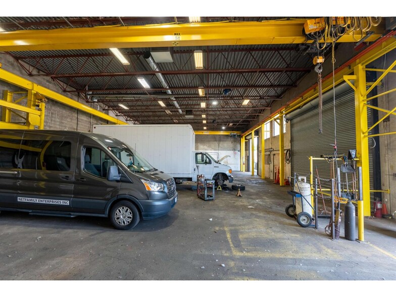 More Photos Of 13365 115th Ave, Surrey Light Manufacturing For Sale