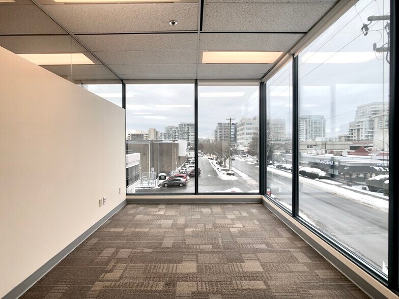 More Photos Of 5811 Cooney Rd, Richmond Office For Lease