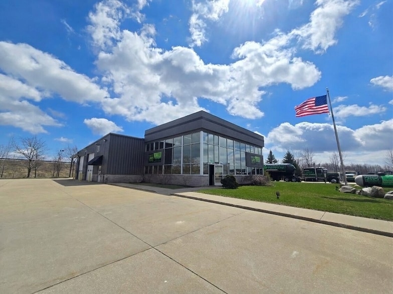 Primary Photo Of 750 Industrial Dr, Clare Warehouse For Sale