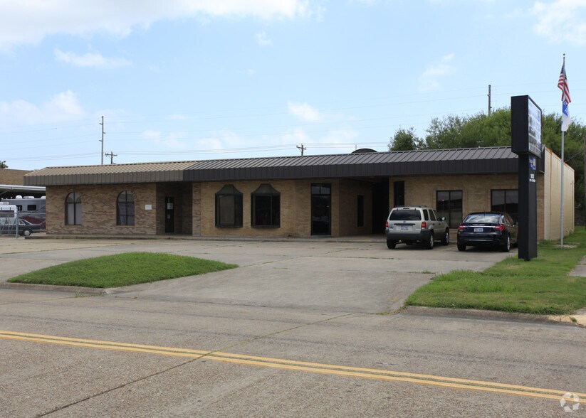 More Photos Of 926 14th St N, Texas City Medical For Sale