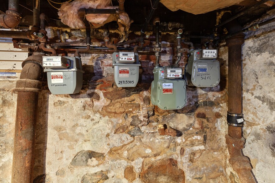 More Photos Of 520 N 7th St, Allentown Apartments For Sale