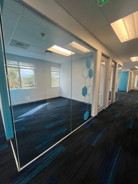 More Photos Of 260 SW Natura Ave, Deerfield Beach Office For Sale