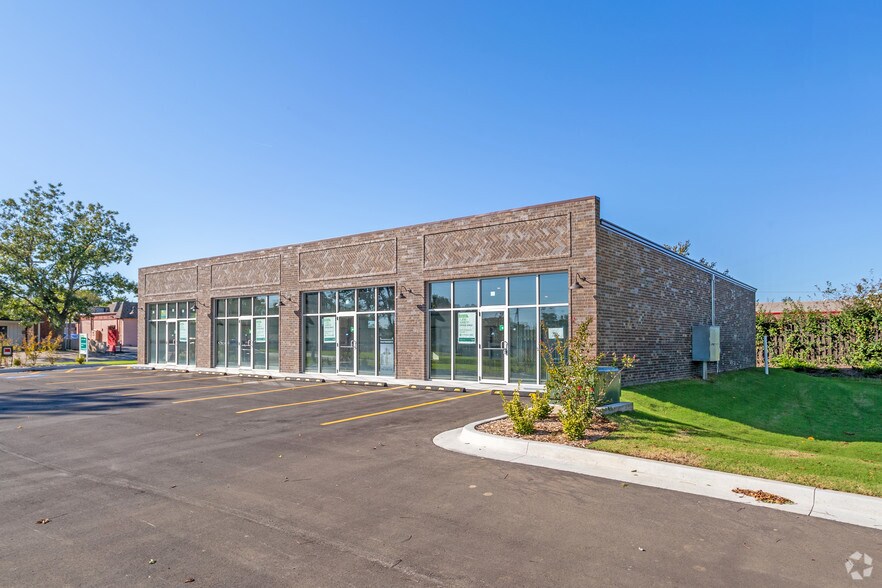 More Photos Of 524 W Iola St, Broken Arrow Medical For Sale