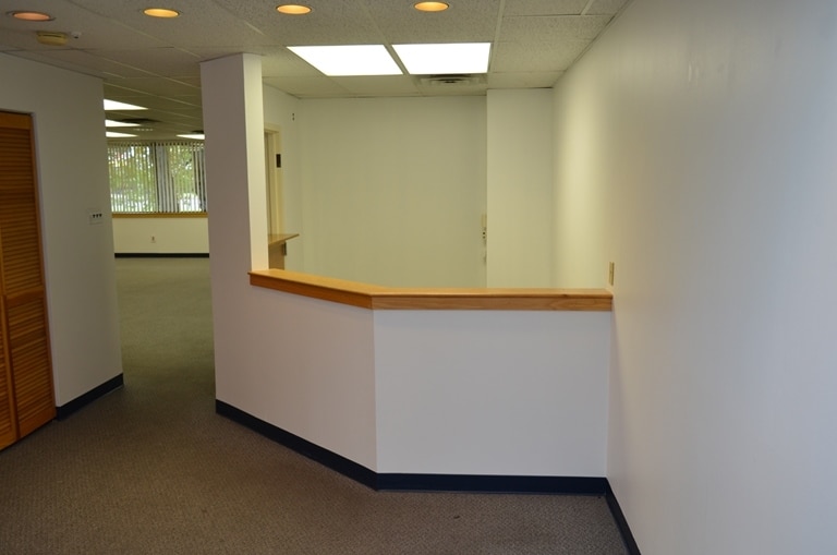 More Photos Of 283 2nd Street Pike, Southampton Office For Sale