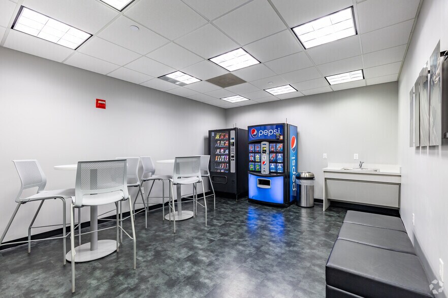 More Photos Of 12249 Science Dr, Orlando Office For Sale