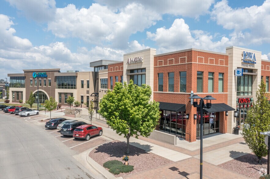 More Photos Of 1450 SW Vintage Pky, Ankeny General Retail For Lease