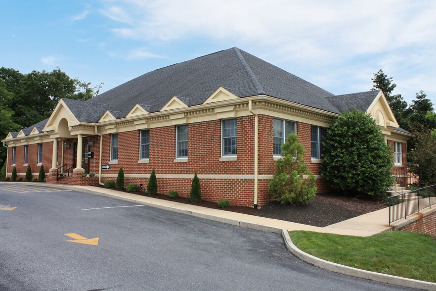 Primary Photo Of 4309 Linglestown Rd, Harrisburg Office For Lease