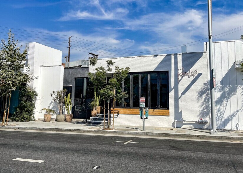 Primary Photo Of 8479 Melrose Ave, West Hollywood Restaurant For Lease