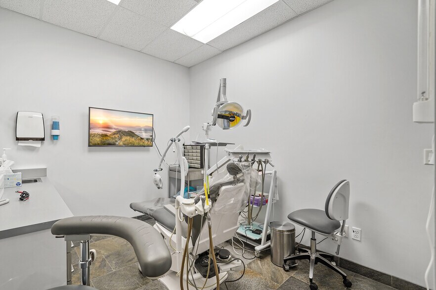 More Photos Of 1336 Van Ness Ave, San Francisco Medical For Sale