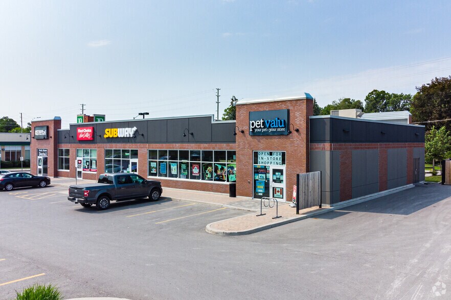 More Photos Of 5913 Perth St, Ottawa Storefront For Lease