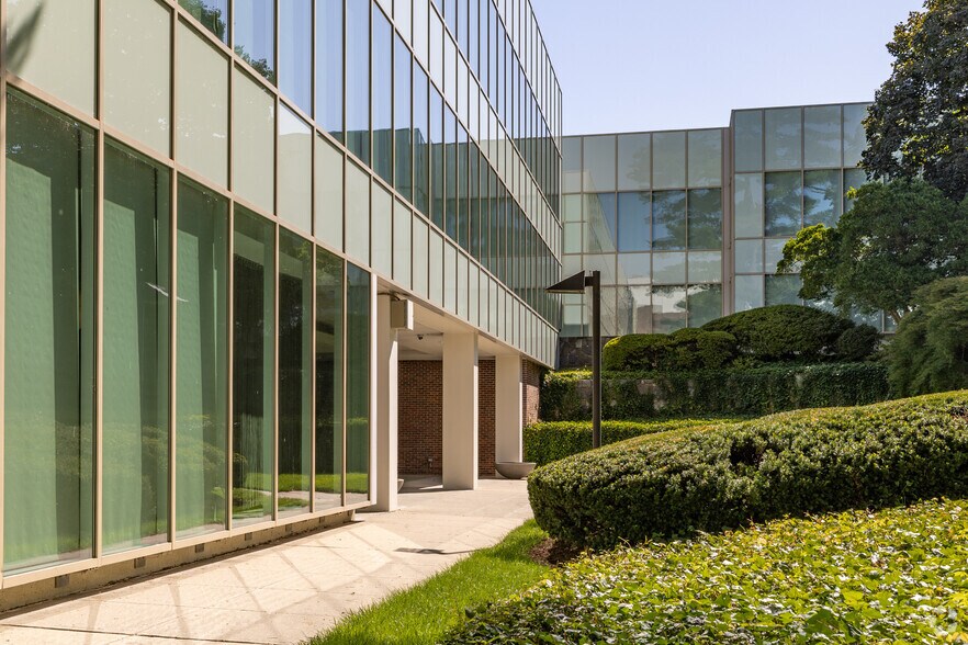 More Photos Of 120 Long Ridge Rd, Stamford Office For Lease