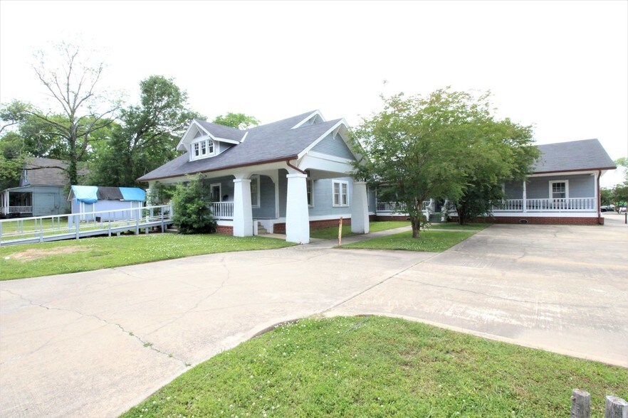 More Photos Of 950 3rd St, Natchitoches Office For Sale