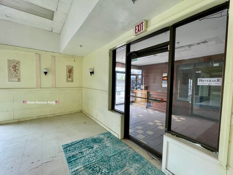 More Photos Of 112-114 Main St, Pepperell Storefront For Lease