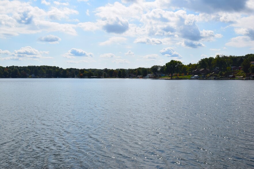 More Photos Of 8568 Ludington Dr, Lake Land For Sale