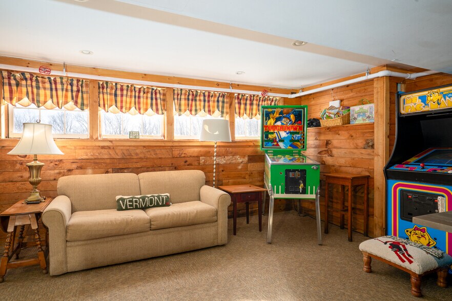 More Photos Of 2759 Vt Rt 11, Peru Hotel For Sale