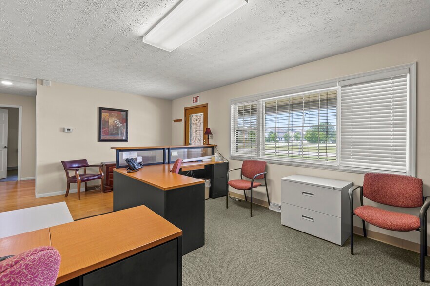 More Photos Of 4901 Central College Rd, Westerville Office Residential For Sale