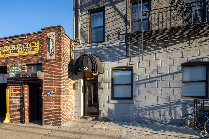 More Photos Of 4029 23rd St, Long Island City Multifamily For Sale